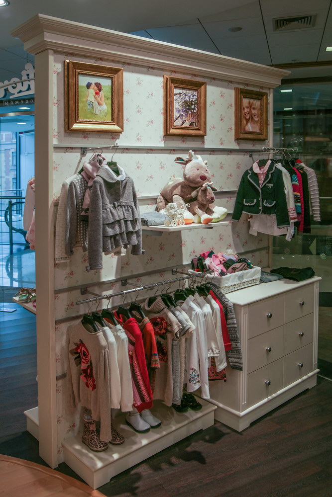 Портфолио торгового оборудования и мебели Магазин детской одежды "Prato di fiori" рис. 4
