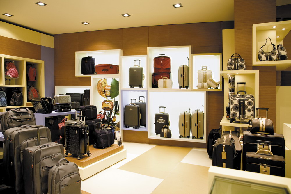 Портфолио торгового оборудования и мебели Магазин сумок и чемоданов рис. 3