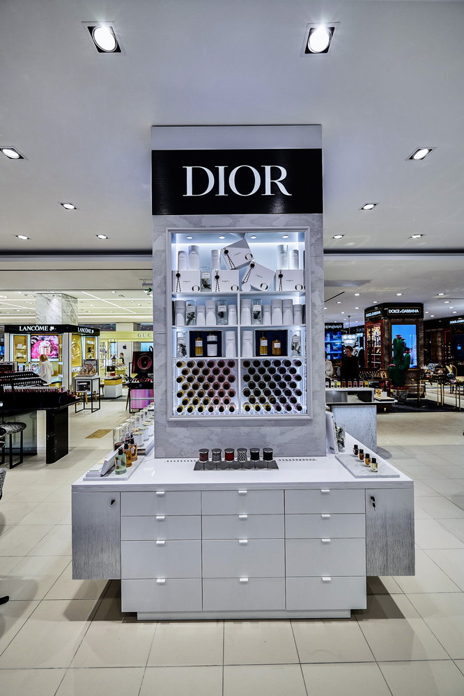 Портфолио торгового оборудования и мебели "Dior" ЦУМ рис. 5