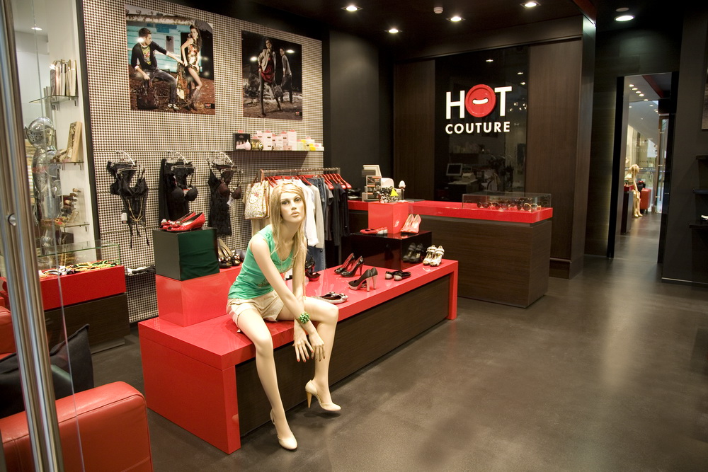 Портфолио торгового оборудования и мебели Магазин "Hot couture" рис. 1