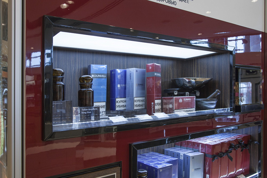 Портфолио торгового оборудования и мебели Duty Free "Dunhill" рис. 3