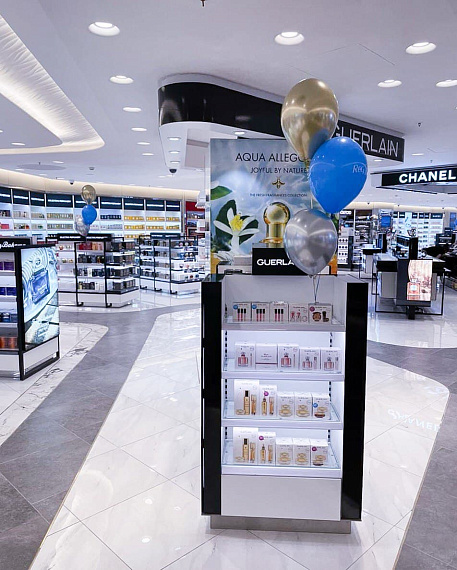 Портфолио торгового оборудования и мебели DUTY FREE Пулково рис. 13