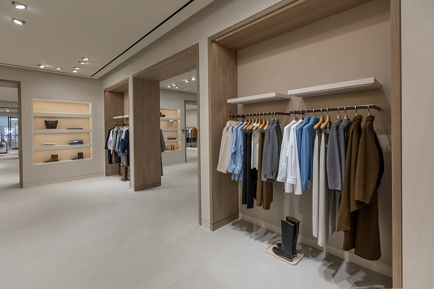Портфолио торгового оборудования и мебели "12 STOREEZ" ТЦ "Авиапарк" рис. 23