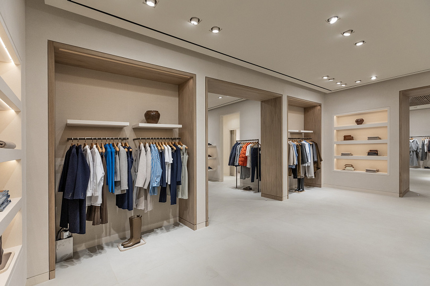 Портфолио торгового оборудования и мебели "12 STOREEZ" ТЦ "Авиапарк" рис. 15