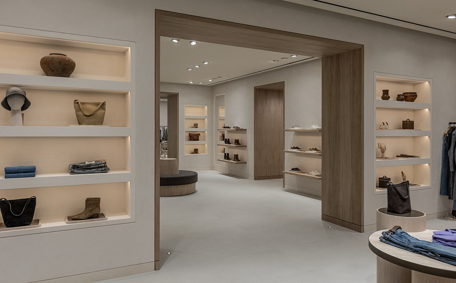 Портфолио торгового оборудования и мебели "12 STOREEZ" ТЦ "Авиапарк" рис. 14